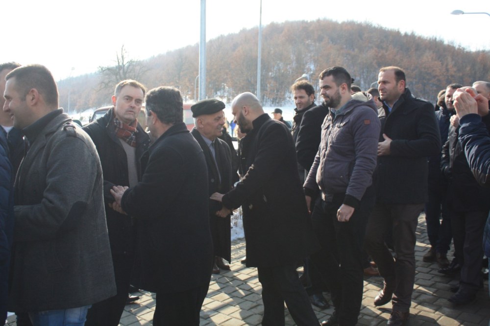 Partia FJALA morri pjesë në rivarrimin e heroit kombëtar Zahir Pajaziti