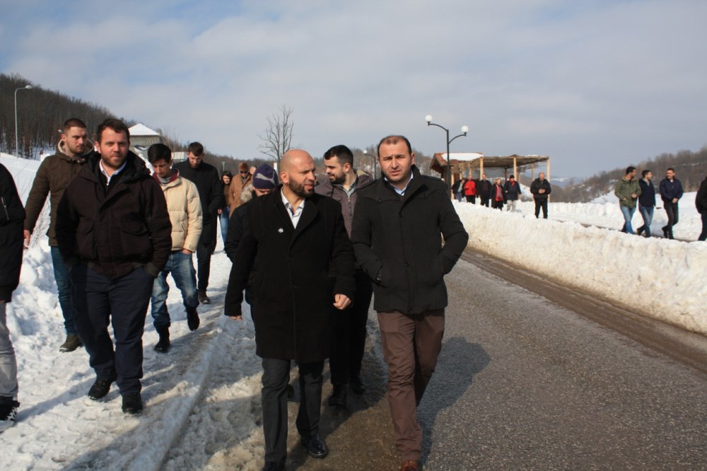 Partia FJALA morri pjesë në rivarrimin e heroit kombëtar Zahir Pajaziti