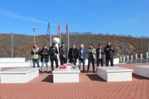 FJALA viziton kullën e Tahir Mehës për  10 vjetorin e Pavarësisë së Kosovës (28.11 (3)