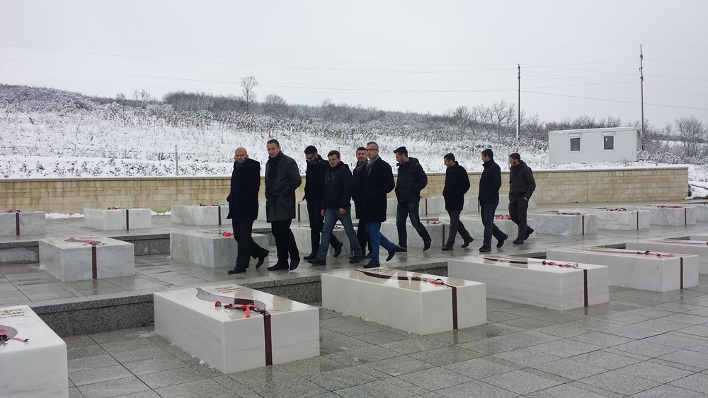 Partia FJALA vizitë në Prekaz për 28 Nëntor