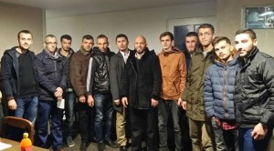FJALA vazhdon takimet me rininë kosovare në Kaçanik, Mitrovicë dhe Komoran
