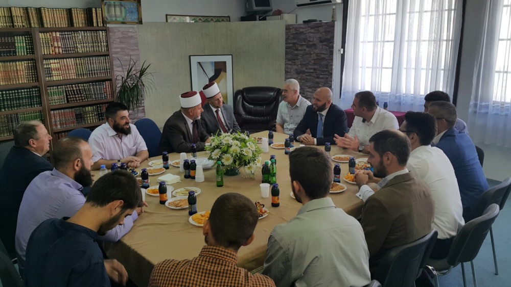 Partinë FJALA, Dega në Pejë vizitoi Bashkësinë Islame të Pejës për festën e Kurban Bajram