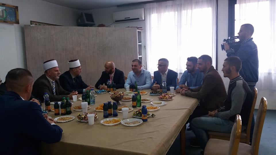 Partia FJALA - Dega Pejë vizituan Bashkësinë Islame të Pejës për Kurban Bajram
