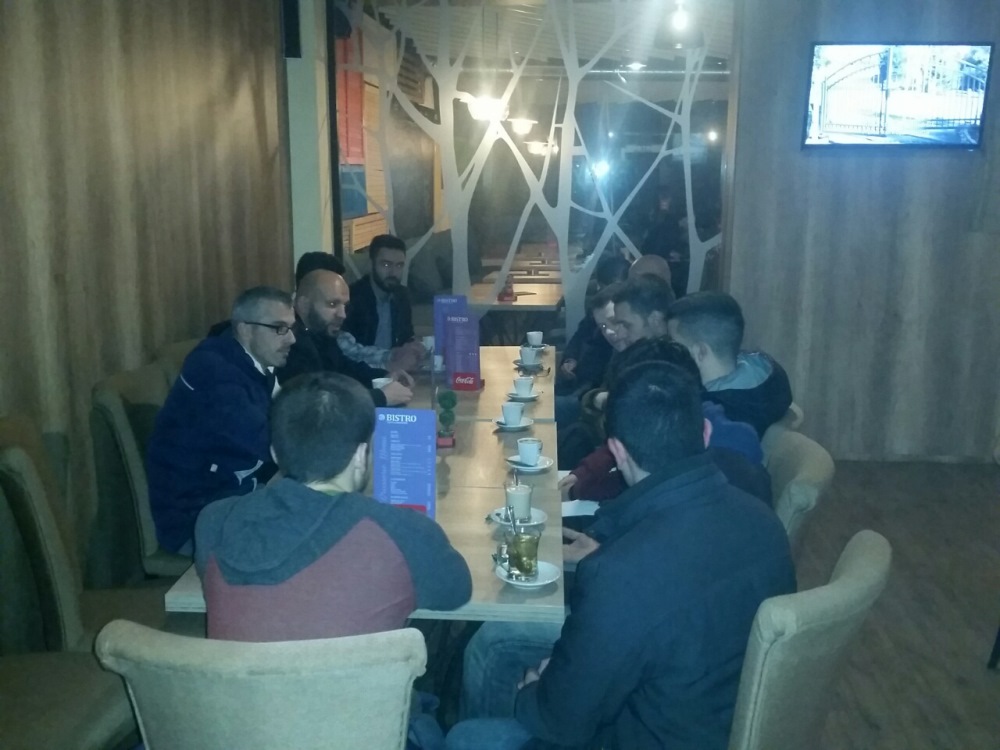 Takim me studentët e Fushë Kosovës