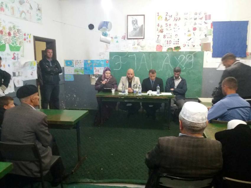 Partia FJALA mbajti takim me banorët e fshatrave Astrazub dhe Shkozë të komunës së Malishevës 01