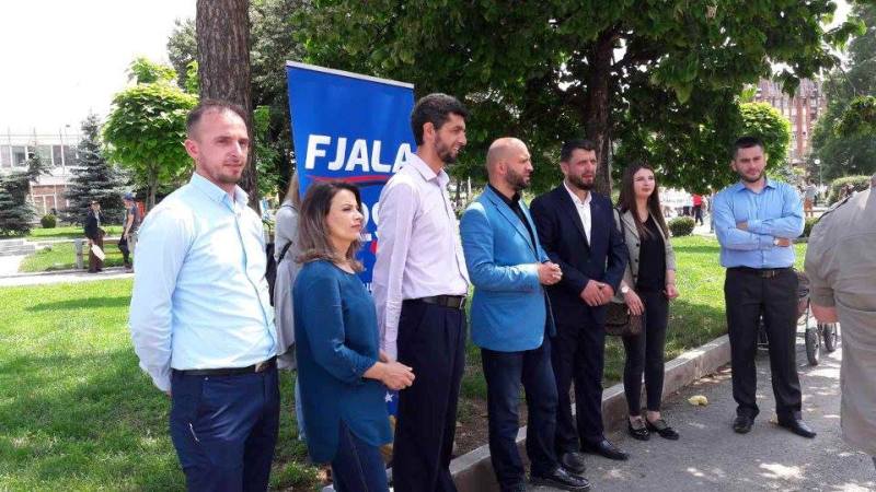 Partia FJALA hap fushatën në Gjakovë, prezenton tetë kandidatët e saj nga qyteti i Gajkovës