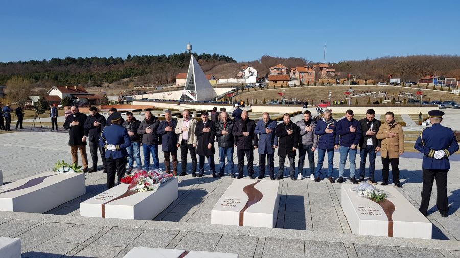 Kryesia e FJALËS vizitoi kompleksin memorial Adem Jashari në Prekaz