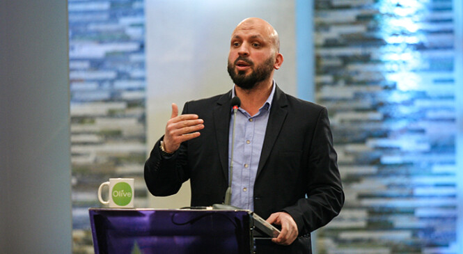 Kelmendi: Rrahja e nënës së dëshmorit na tregon që ia kemi kthyer shpinën mësimeve të ZOTIT!