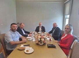 Kryetari i Partisë FJALA Dr.Gëzim Kelmendi takohet në Stamboll me këshilltarin e Presidentit Erdogan, Sabri Demirin