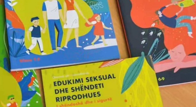 Para 4 viteve kryetari Gëzim Kelmendi ka treguar për edukatën seksuale në shkolla si “dhuratë”nga VV-ja!